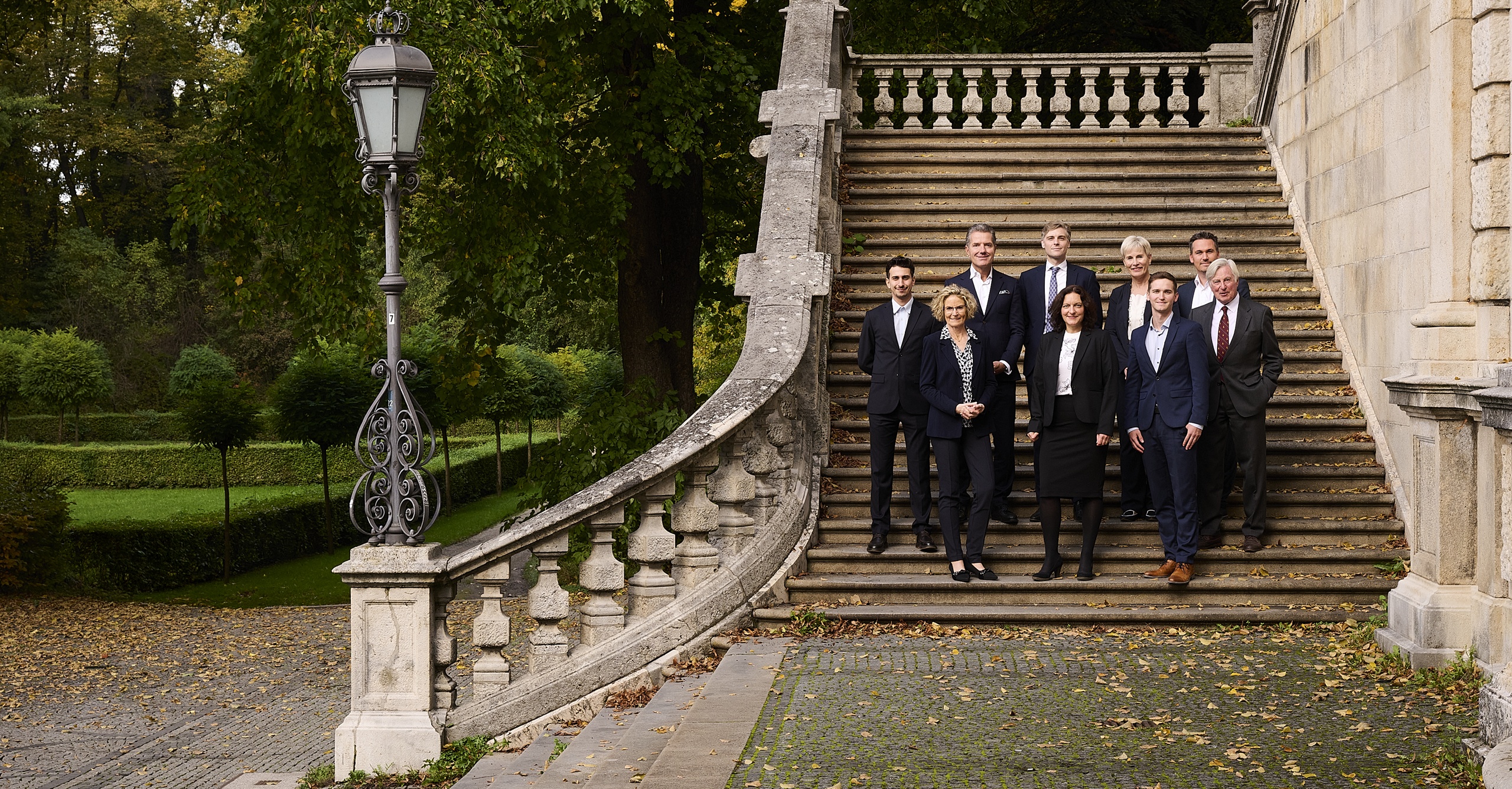 2025_1014_ComesReal_NZ82432